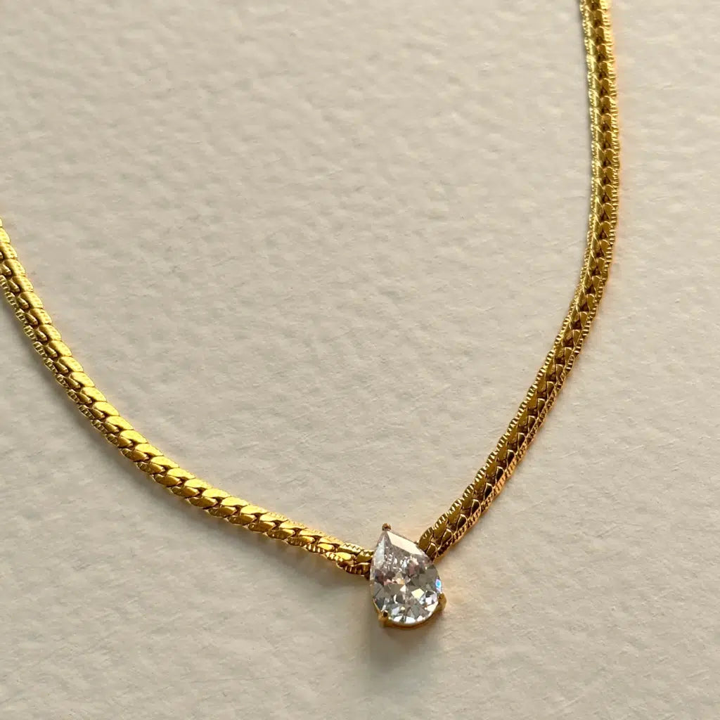 Luxury Waterproof Choker 18k Gold Plated Drop Shape Zirconia Pendant Chain Necklace for Women